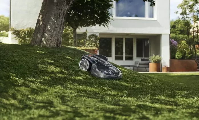 Automower 320 NERA with Husqvarna EPOS